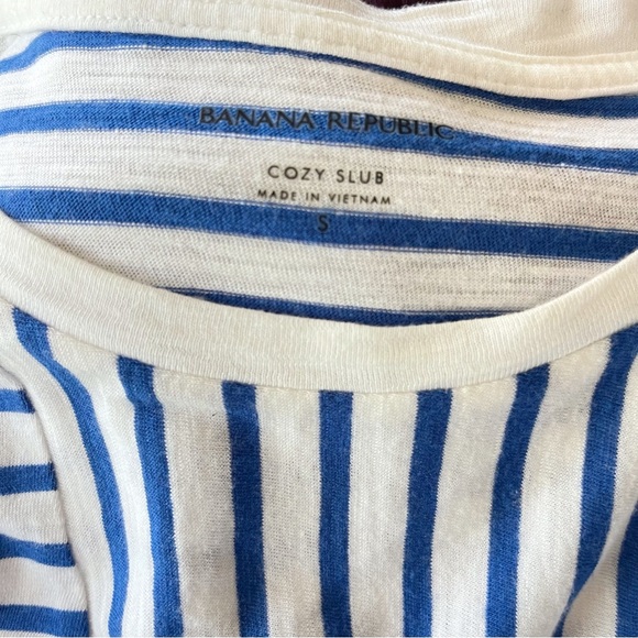 BANANA REPUBLIC Blue & White Coastal Striped 3/4 Sleeve Tie Front Top - Picture 6 of 8